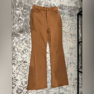 Brown Old Navy jeans. Size 4, new with tags!